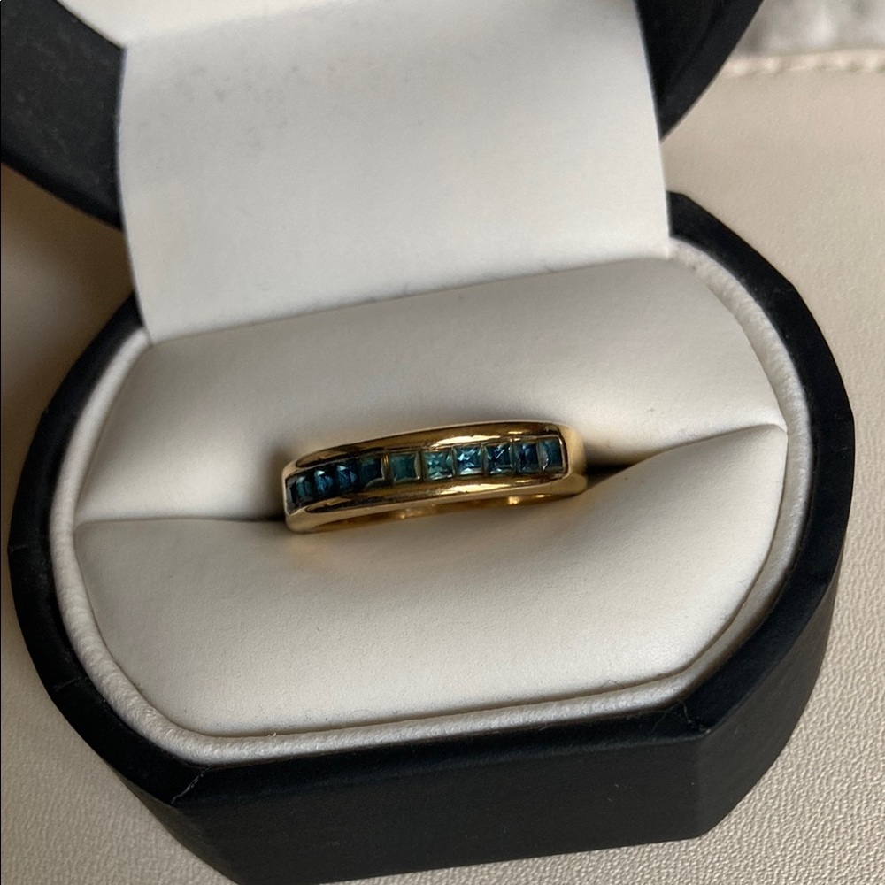 Vintage Gold and Blue Gemstone Ring